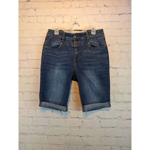 Sophia Vergara "Rosa" cut off denim shorts size 6